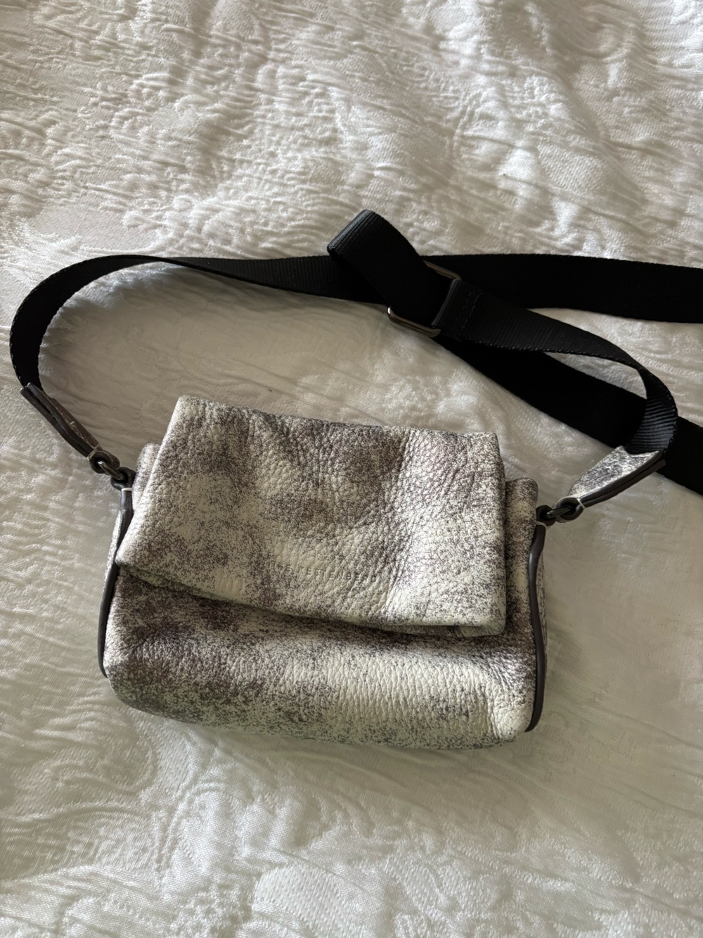 Metallic Silver Crossbody Bag with Adjustable Strap